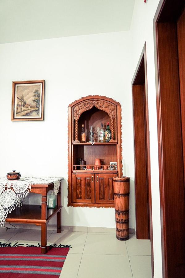 Guesthouse Cico Gjirokastër Extérieur photo