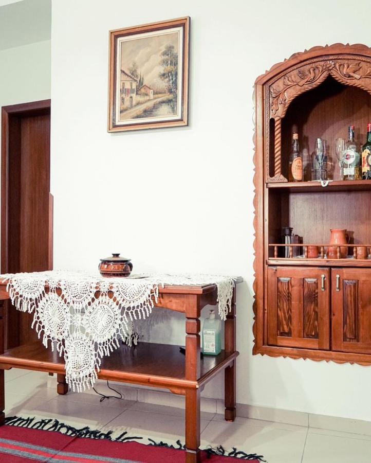 Guesthouse Cico Gjirokastër Extérieur photo
