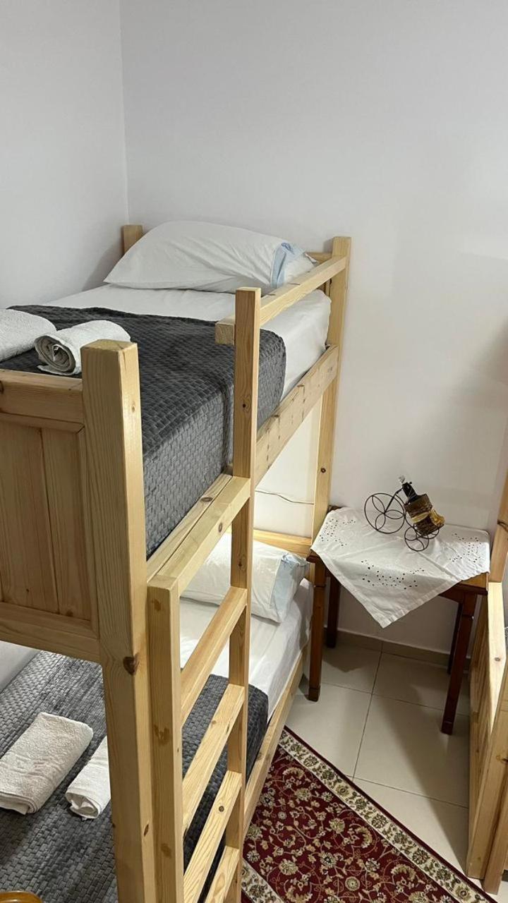 Guesthouse Cico Gjirokastër Extérieur photo