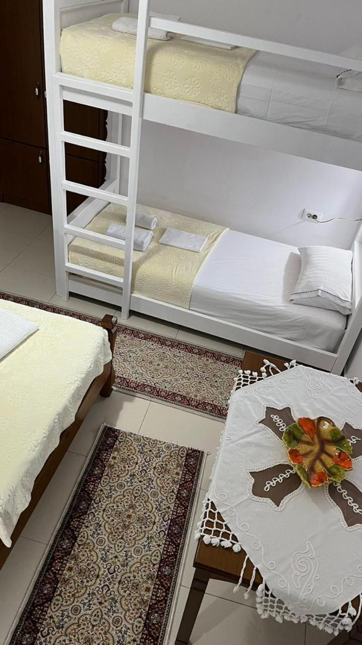 Guesthouse Cico Gjirokastër Extérieur photo
