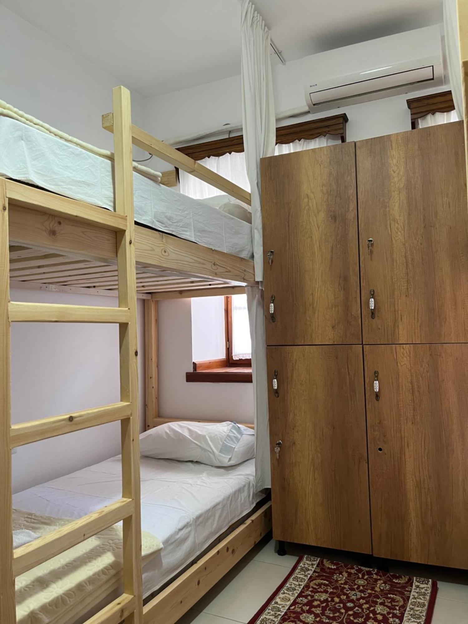 Guesthouse Cico Gjirokastër Extérieur photo